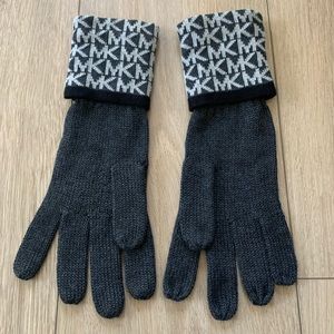 Michael Kors Gloves